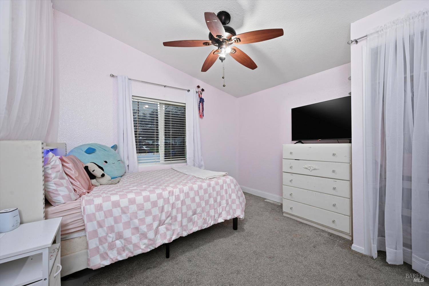 Detail Gallery Image 11 of 17 For 16845 Pebble Ct, Lower Lake,  CA 95457 - 3 Beds | 2 Baths