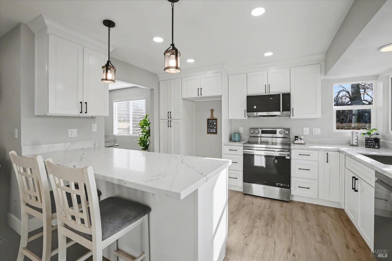 Detail Gallery Image 19 of 54 For 2351 Twain Ct, Fairfield,  CA 94533 - 3 Beds | 2 Baths