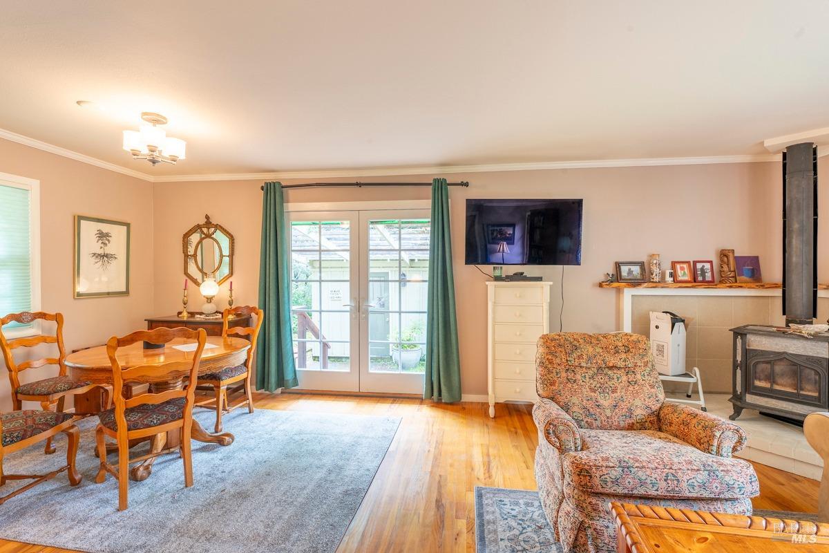 Detail Gallery Image 10 of 24 For 41600 Comptche-Ukiah Rd, Mendocino,  CA 95460 - 2 Beds | 1 Baths