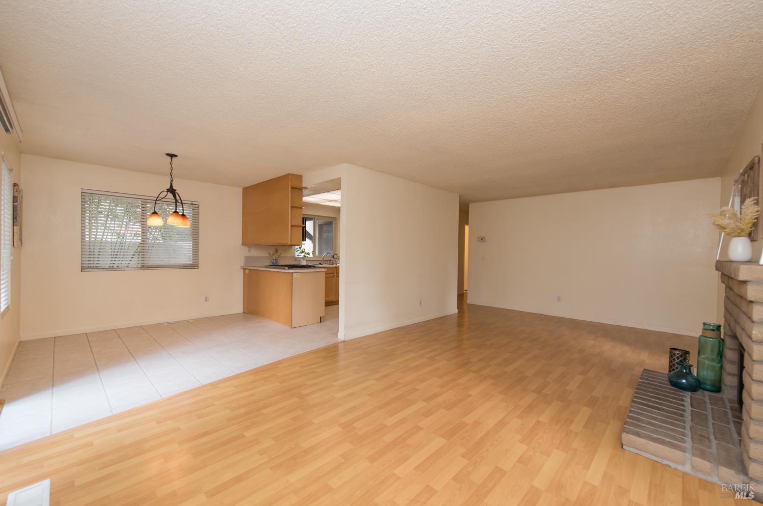 Detail Gallery Image 36 of 37 For 908 Shady Oak Dr, Santa Rosa,  CA 95404 - 3 Beds | 2 Baths