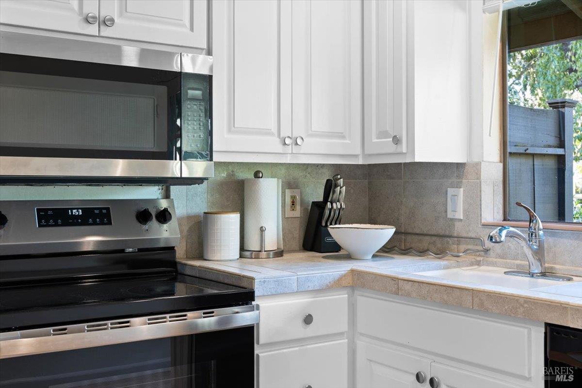 Detail Gallery Image 12 of 33 For 426 North St #14,  Healdsburg,  CA 95448 - 2 Beds | 1 Baths