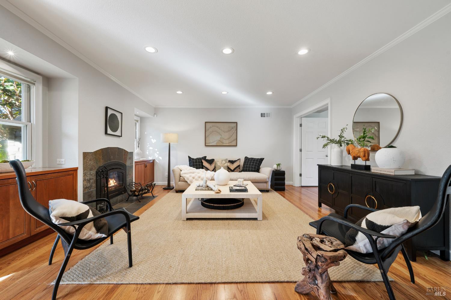 Detail Gallery Image 13 of 86 For 3182 Vichy Ave, Napa,  CA 94558 - 3 Beds | 2/1 Baths