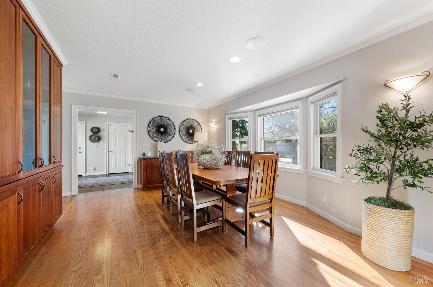 Detail Gallery Image 11 of 86 For 3182 Vichy Ave, Napa,  CA 94558 - 3 Beds | 2/1 Baths