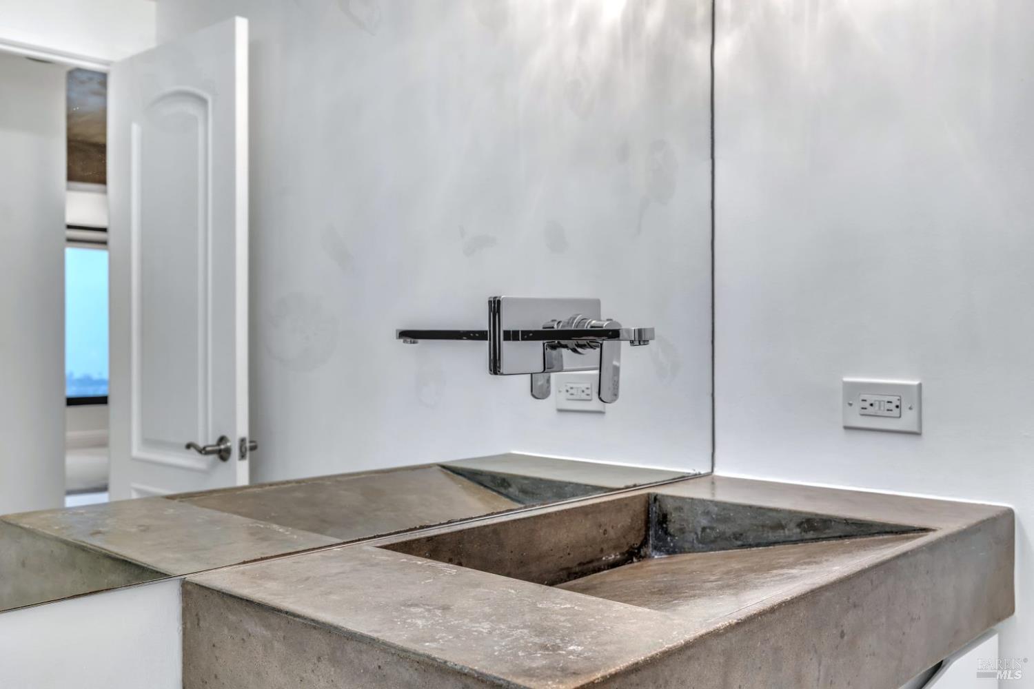 Detail Gallery Image 30 of 31 For 6363 Christie Ave #2513,  Emeryville,  CA 94608 - 1 Beds | 1 Baths