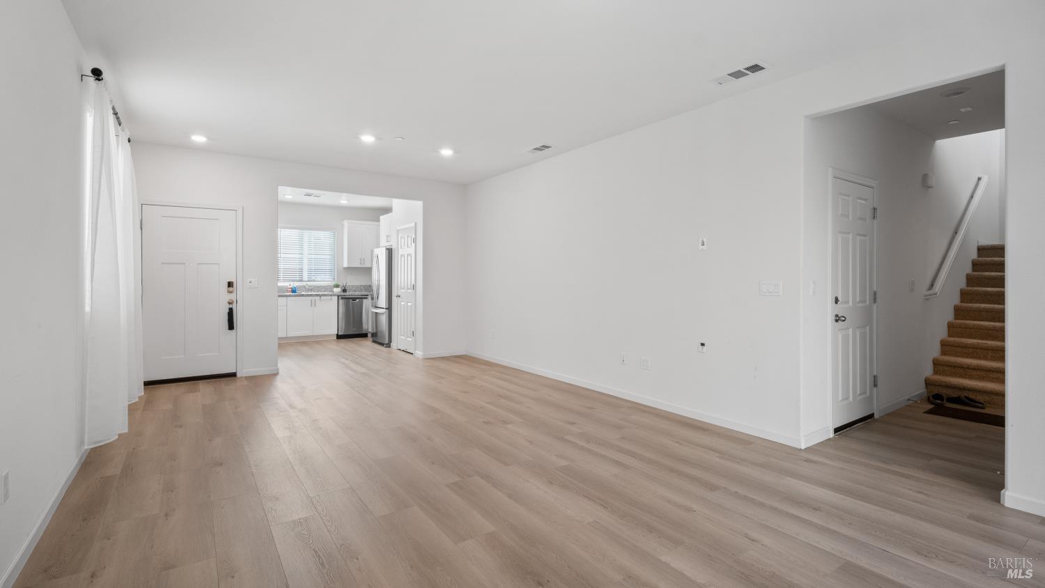 Detail Gallery Image 11 of 42 For 1464 Descanso Ln, Fairfield,  CA 94533 - 3 Beds | 2/1 Baths