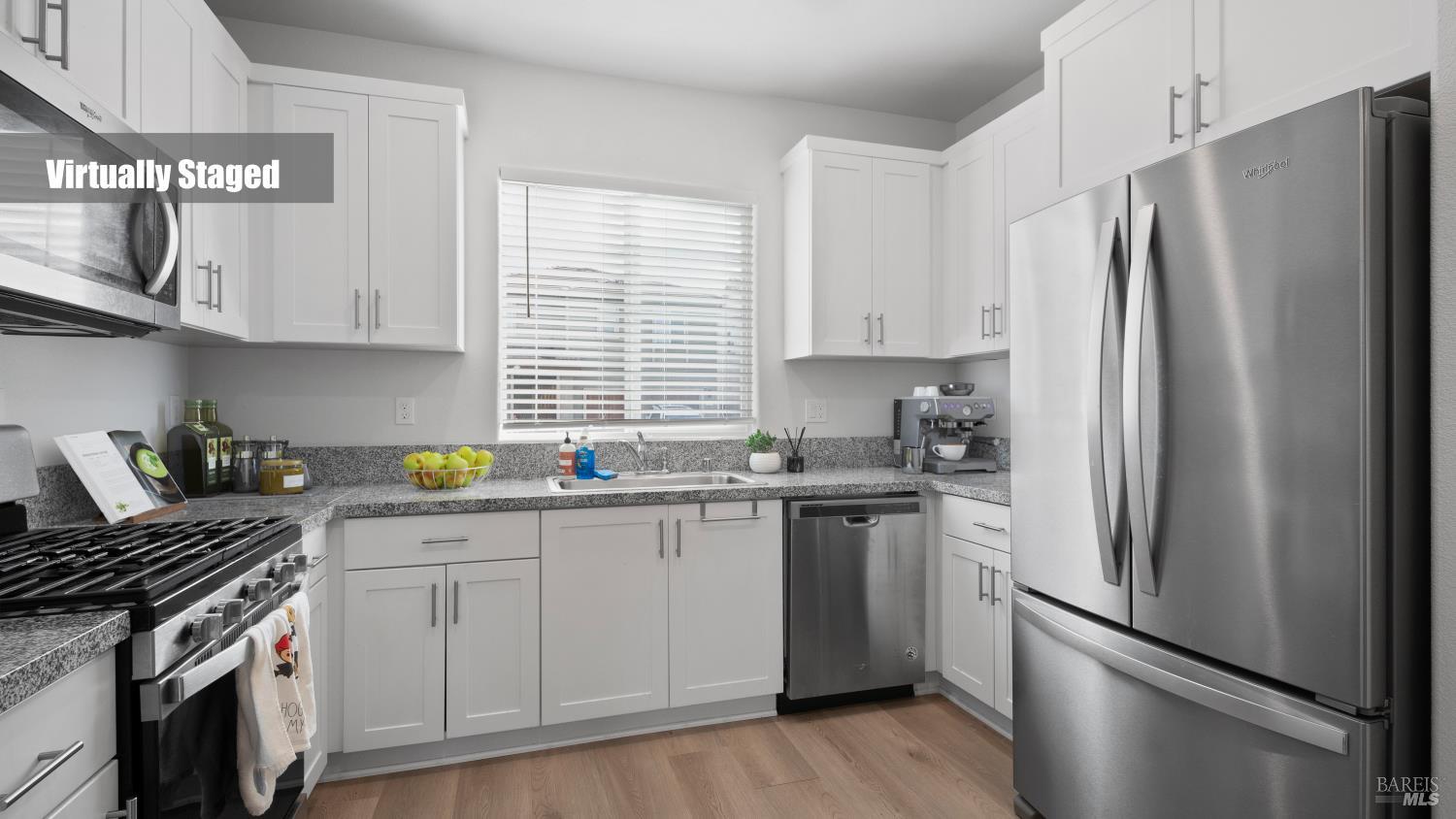 Detail Gallery Image 16 of 42 For 1464 Descanso Ln, Fairfield,  CA 94533 - 3 Beds | 2/1 Baths