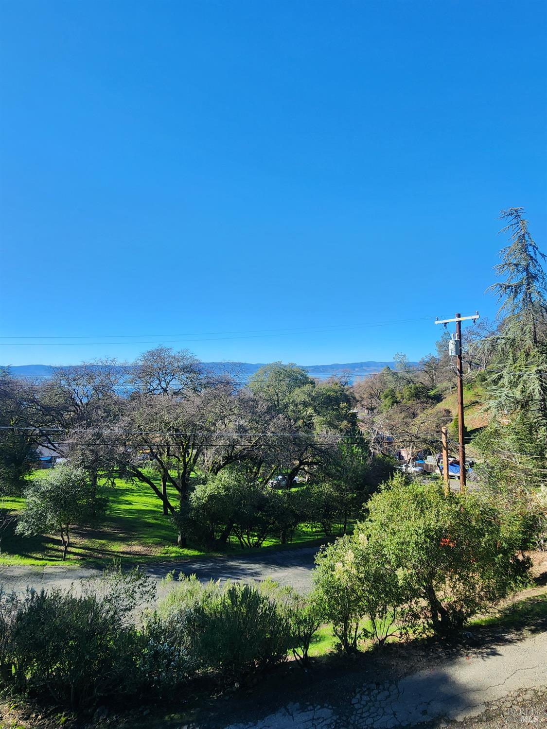 Detail Gallery Image 4 of 46 For 6966 Oak View Dr, Lucerne,  CA 95458 - 2 Beds | 2 Baths