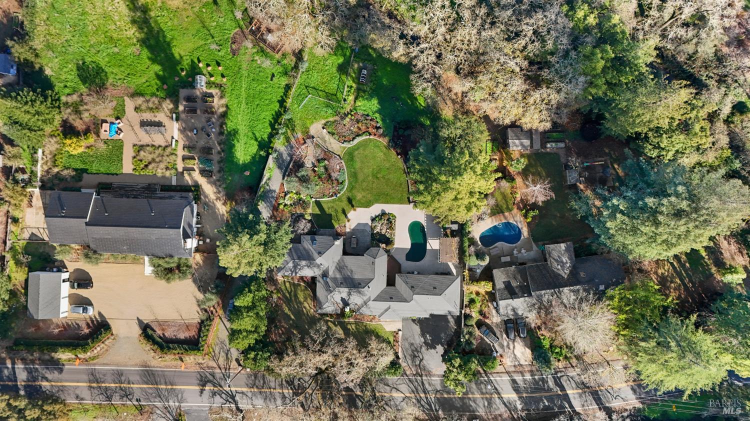 Detail Gallery Image 84 of 86 For 3182 Vichy Ave, Napa,  CA 94558 - 3 Beds | 2/1 Baths