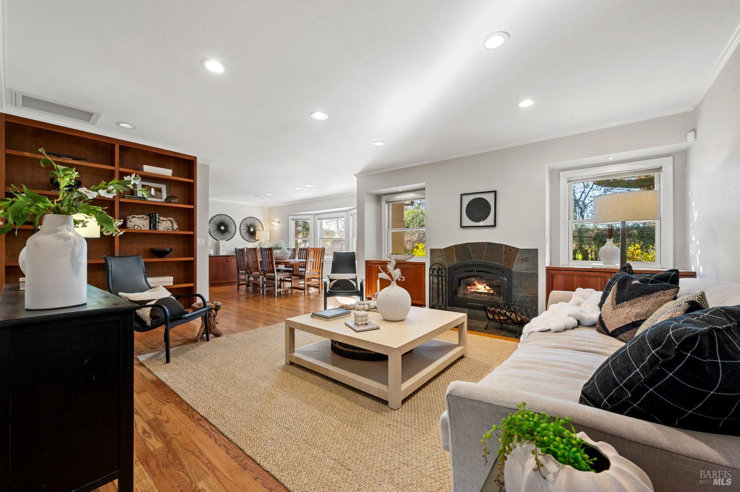 Detail Gallery Image 14 of 86 For 3182 Vichy Ave, Napa,  CA 94558 - 3 Beds | 2/1 Baths