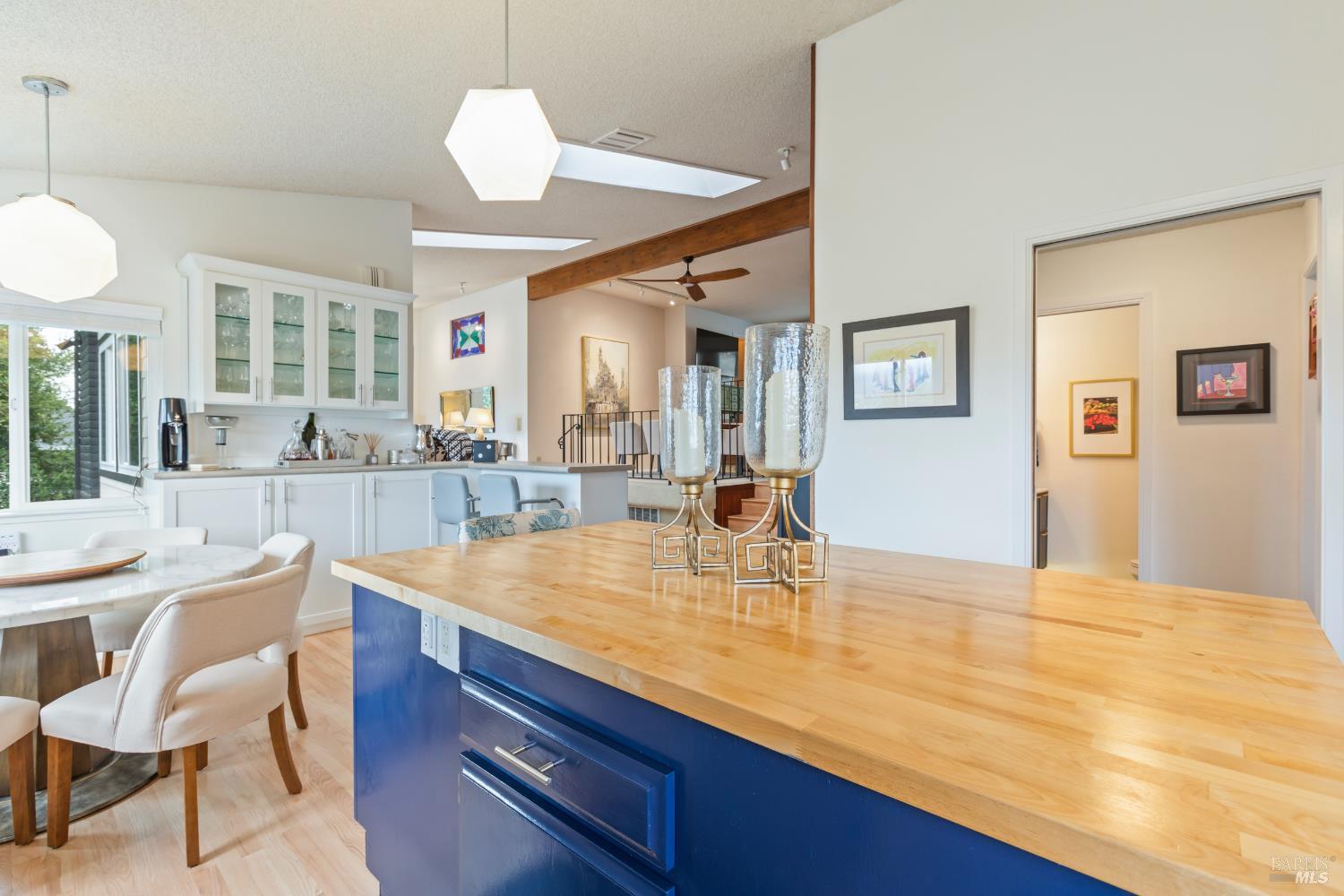 Detail Gallery Image 15 of 41 For 410 Oak Mesa Ct, Santa Rosa,  CA 95409 - 2 Beds | 2/1 Baths