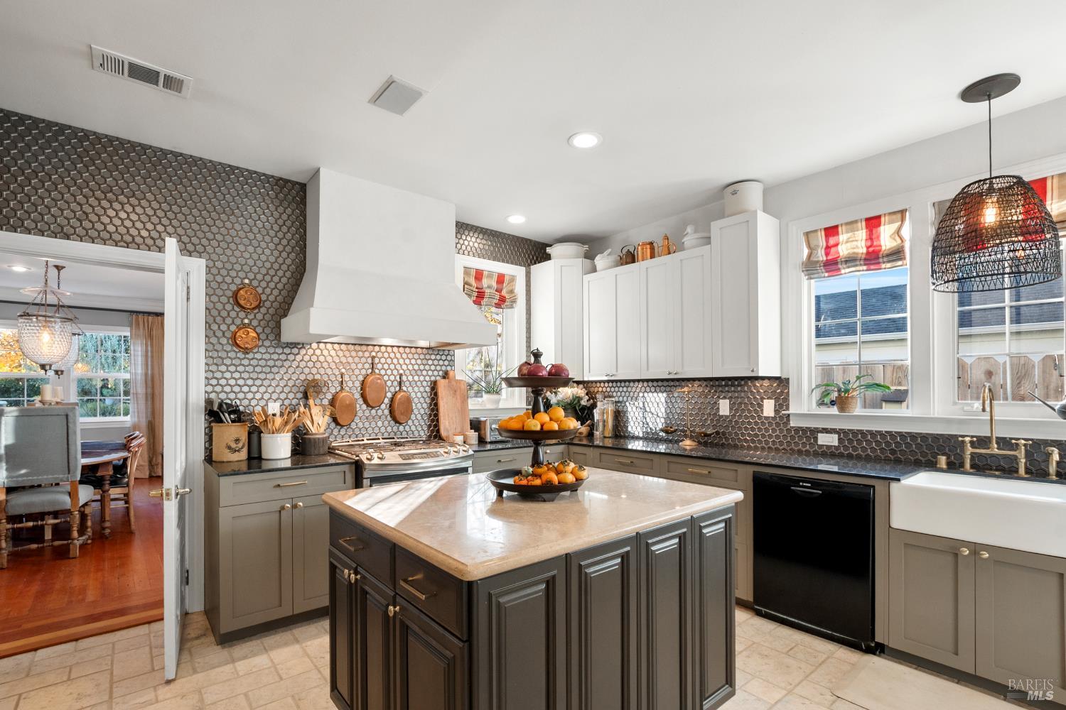 Detail Gallery Image 16 of 98 For Address Is Not Disclosed, Napa,  CA 94559 - 3 Beds | 2 Baths