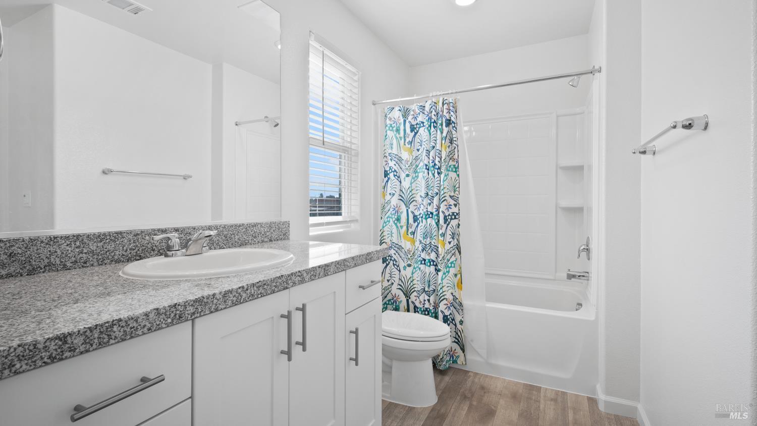 Detail Gallery Image 32 of 42 For 1464 Descanso Ln, Fairfield,  CA 94533 - 3 Beds | 2/1 Baths