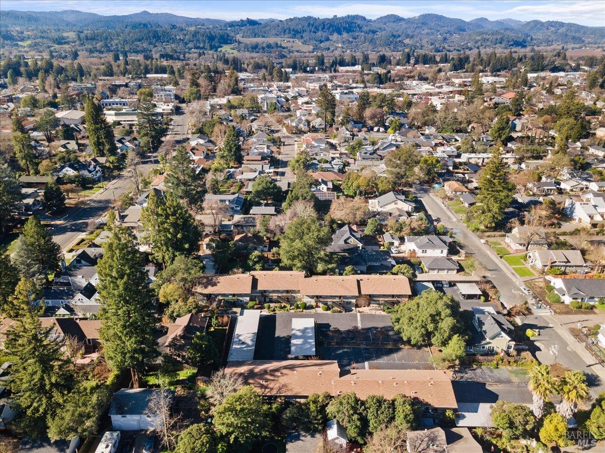 Detail Gallery Image 31 of 33 For 426 North St #14,  Healdsburg,  CA 95448 - 2 Beds | 1 Baths