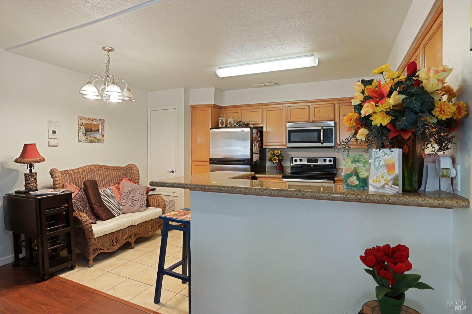Detail Gallery Image 12 of 26 For 2915 N Texas St #129,  Fairfield,  CA 94533 - 2 Beds | 1 Baths