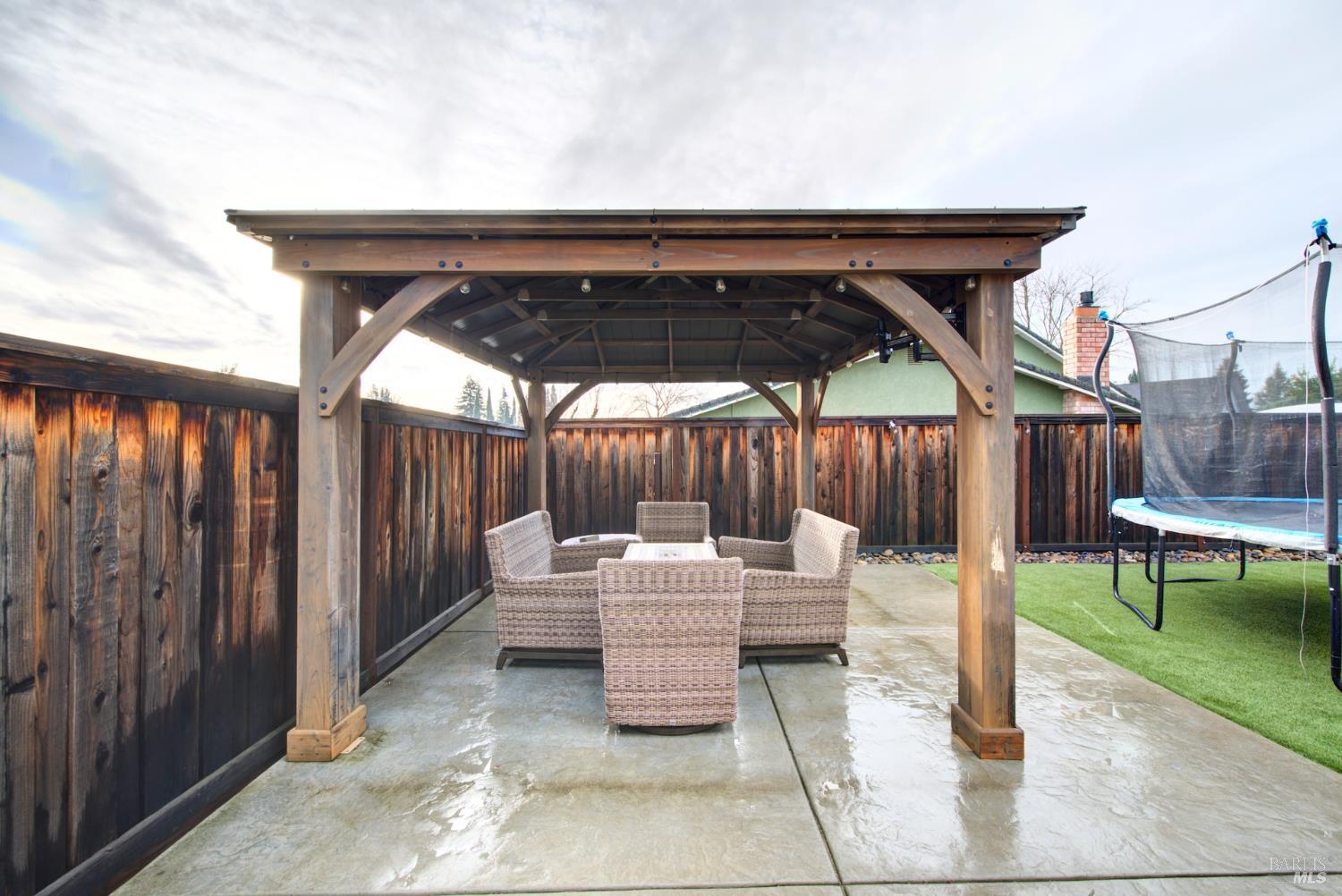 Detail Gallery Image 48 of 58 For 2903 Burbank Dr, Fairfield,  CA 94534 - 4 Beds | 2 Baths