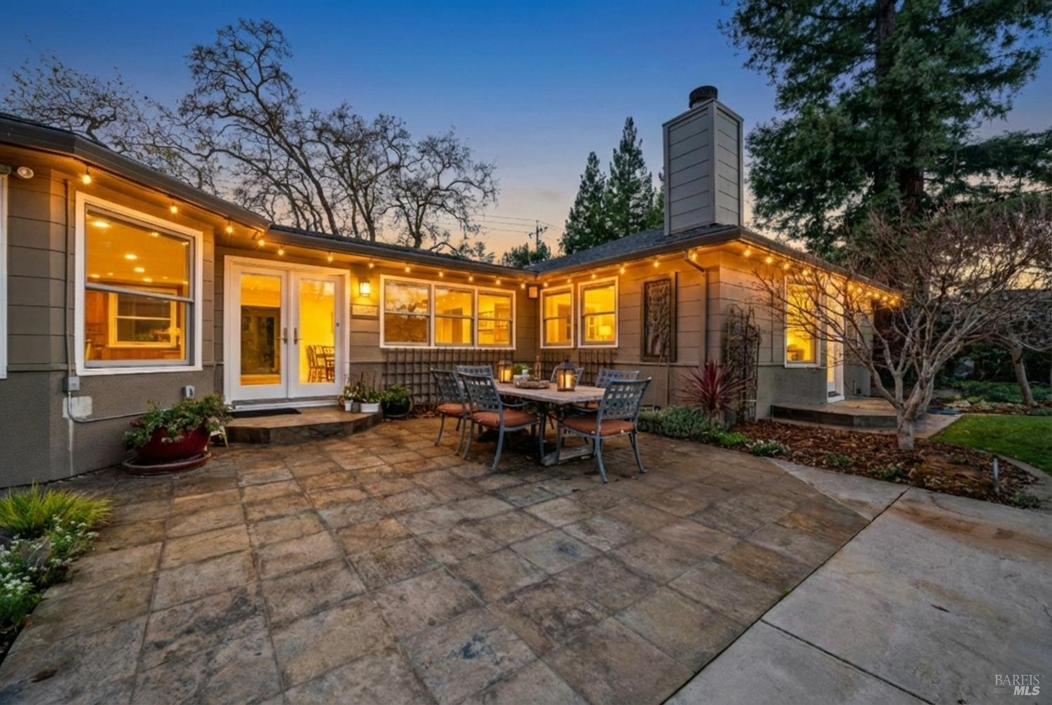 Detail Gallery Image 55 of 86 For 3182 Vichy Ave, Napa,  CA 94558 - 3 Beds | 2/1 Baths