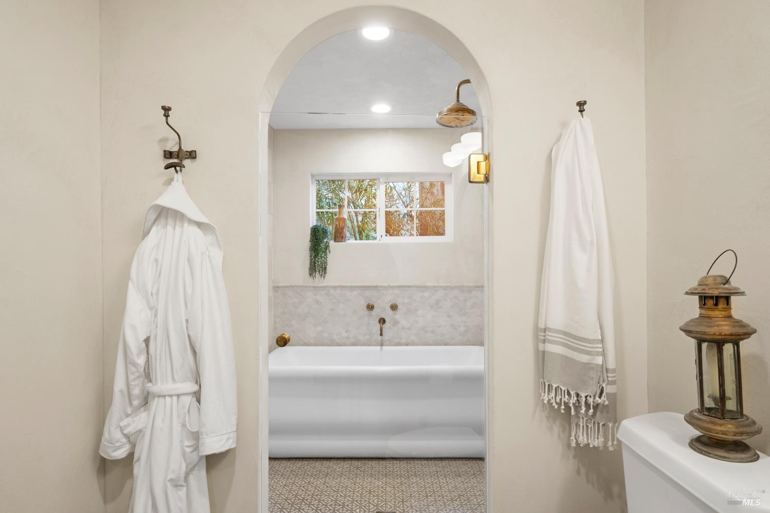 Detail Gallery Image 49 of 98 For Address Is Not Disclosed, Napa,  CA 94559 - 3 Beds | 2 Baths