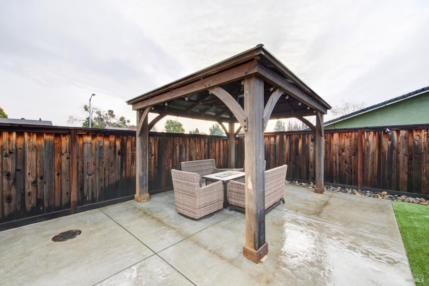 Detail Gallery Image 47 of 58 For 2903 Burbank Dr, Fairfield,  CA 94534 - 4 Beds | 2 Baths