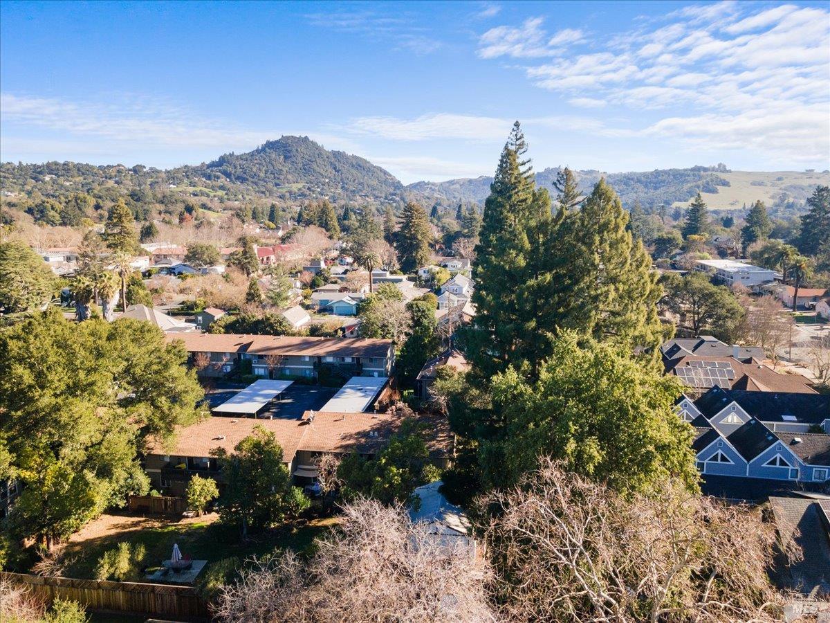 Detail Gallery Image 28 of 33 For 426 North St #14,  Healdsburg,  CA 95448 - 2 Beds | 1 Baths