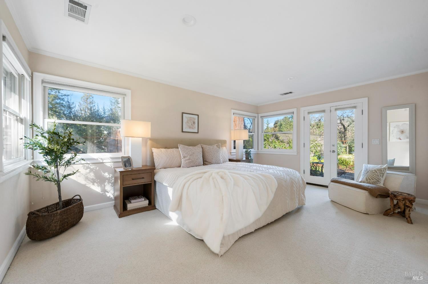 Detail Gallery Image 43 of 86 For 3182 Vichy Ave, Napa,  CA 94558 - 3 Beds | 2/1 Baths