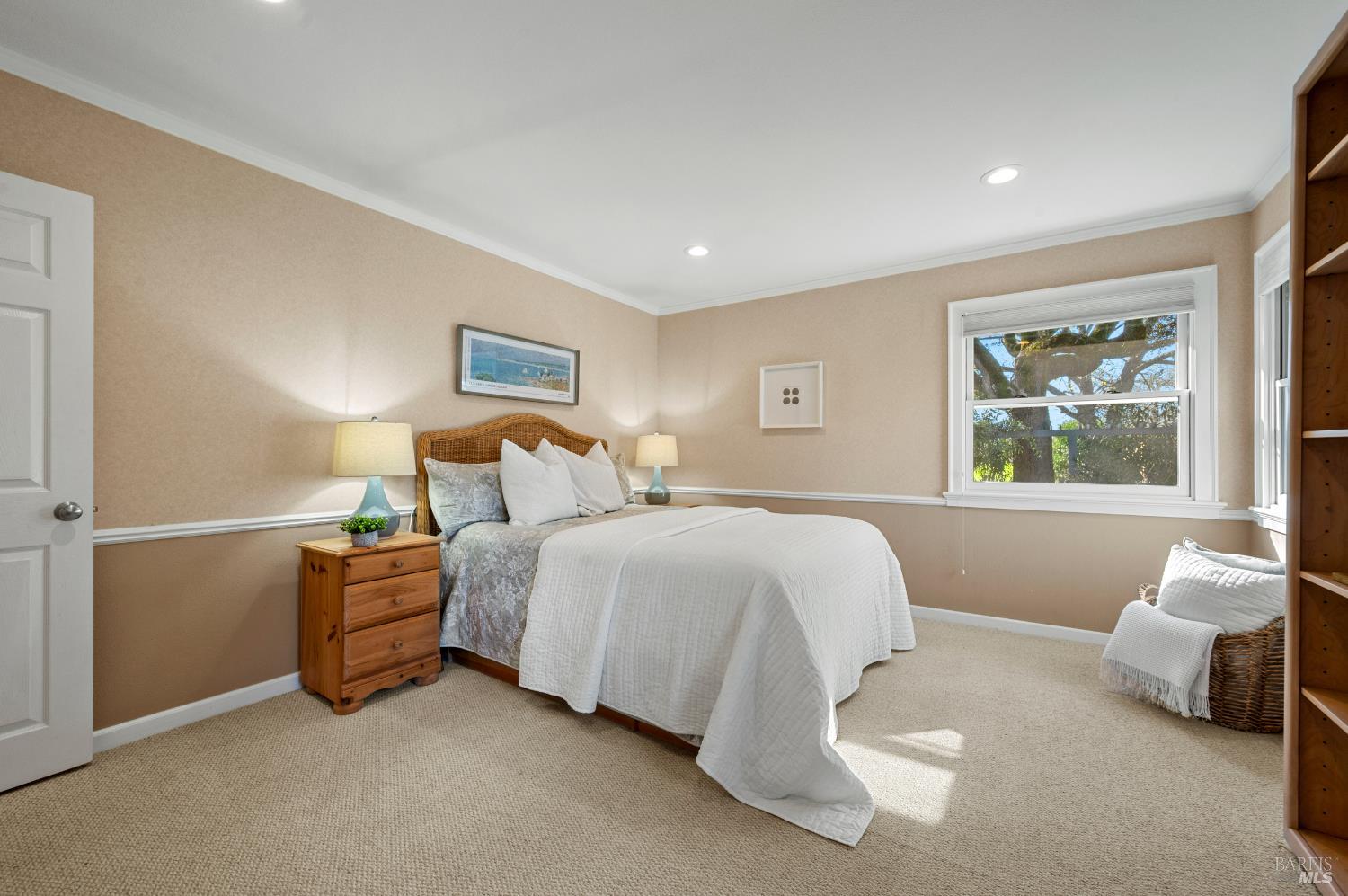 Detail Gallery Image 39 of 86 For 3182 Vichy Ave, Napa,  CA 94558 - 3 Beds | 2/1 Baths