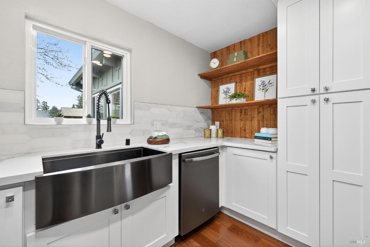 Detail Gallery Image 23 of 58 For 4933 Hansen Dr, Santa Rosa,  CA 95409 - 4 Beds | 2 Baths