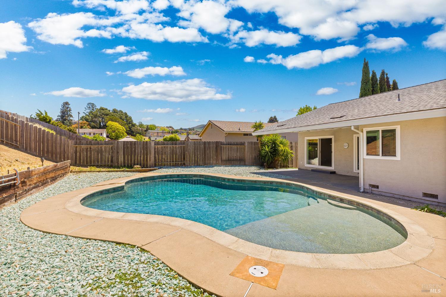 Detail Gallery Image 42 of 73 For 414 Brunswick Dr, Vallejo,  CA 94591 - 3 Beds | 2 Baths