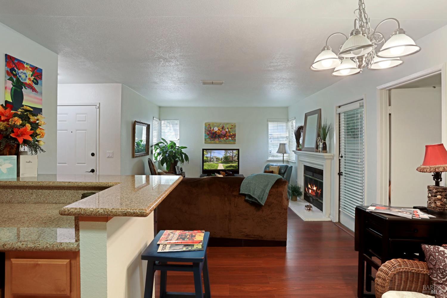 Detail Gallery Image 13 of 26 For 2915 N Texas St #129,  Fairfield,  CA 94533 - 2 Beds | 1 Baths