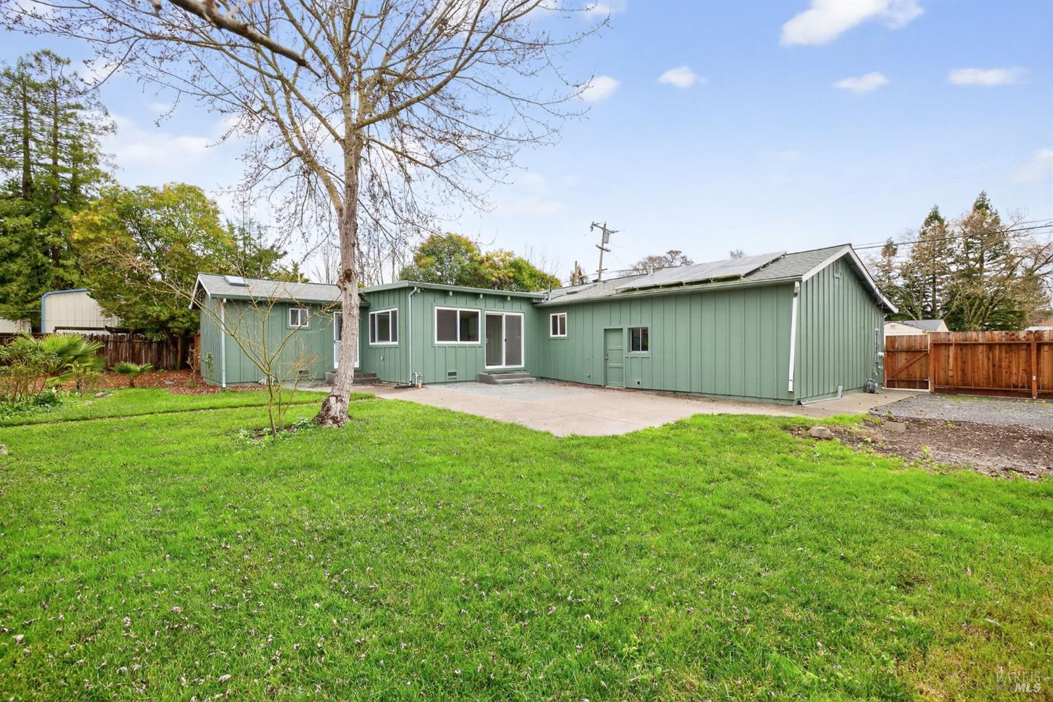 Detail Gallery Image 45 of 58 For 4933 Hansen Dr, Santa Rosa,  CA 95409 - 4 Beds | 2 Baths