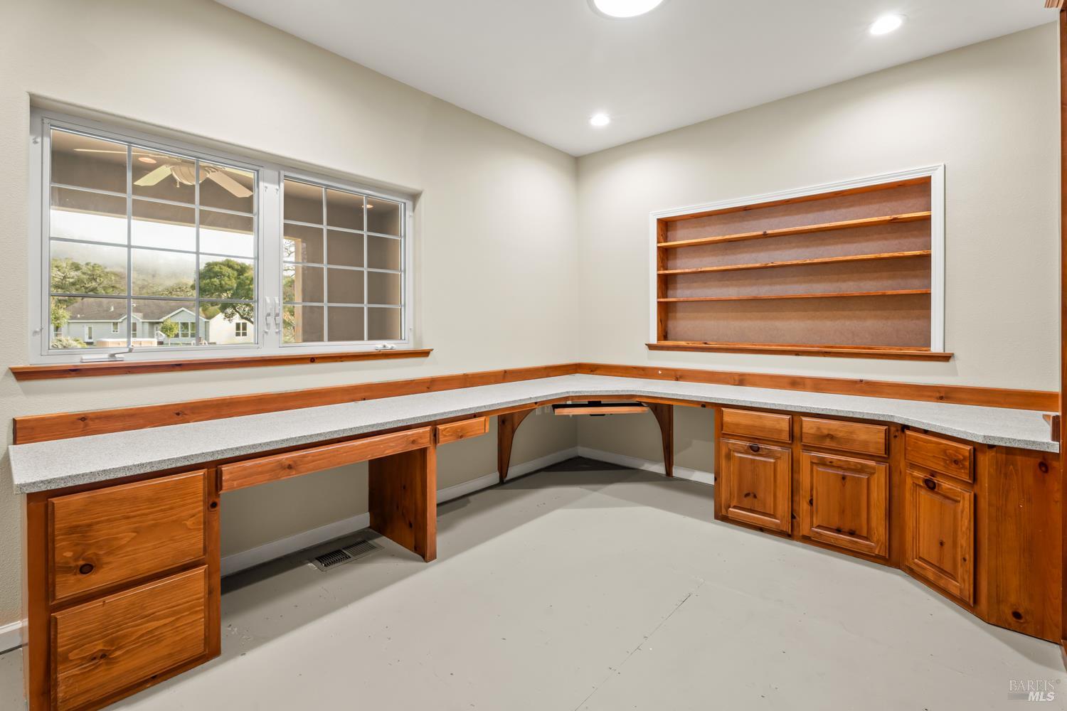 Detail Gallery Image 14 of 64 For 4595 Feliz Creek Rd, Hopland,  CA 95449 - 12 Beds | 6/1 Baths