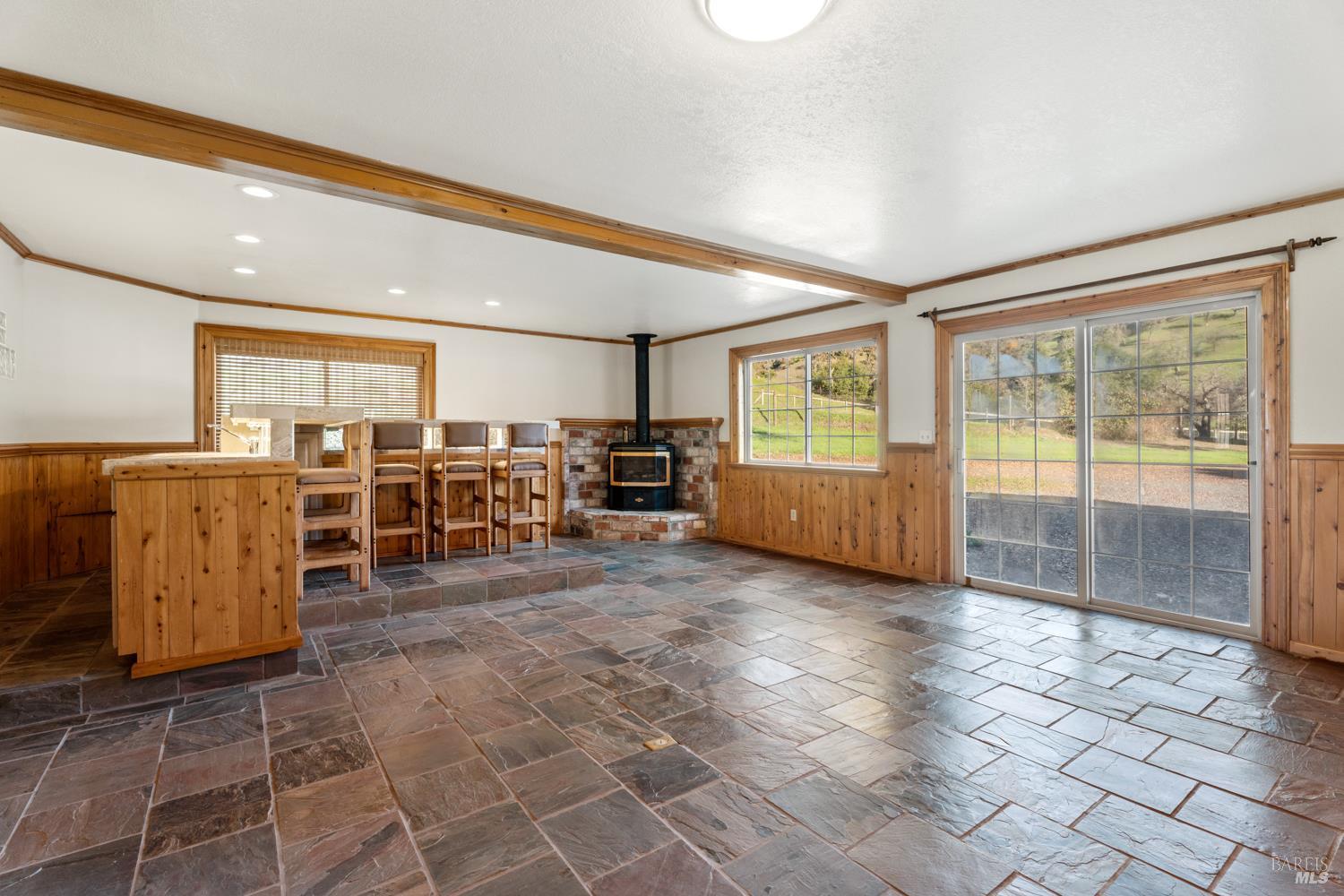 Detail Gallery Image 23 of 64 For 4595 Feliz Creek Rd, Hopland,  CA 95449 - 12 Beds | 6/1 Baths