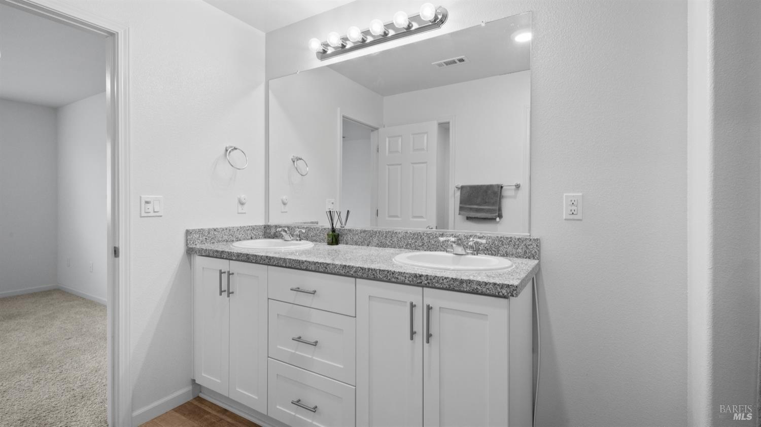 Detail Gallery Image 27 of 42 For 1464 Descanso Ln, Fairfield,  CA 94533 - 3 Beds | 2/1 Baths