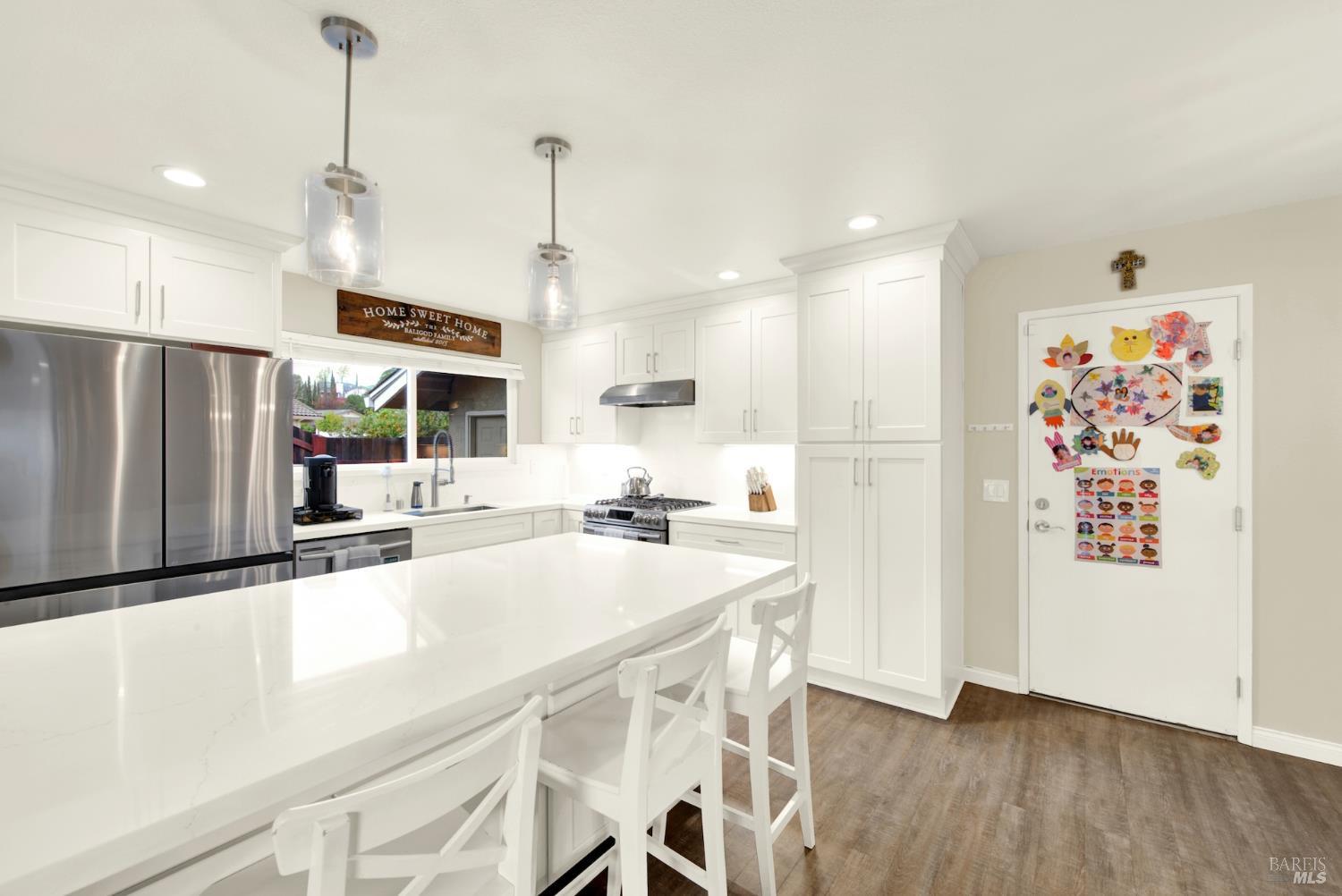 Detail Gallery Image 12 of 58 For 2903 Burbank Dr, Fairfield,  CA 94534 - 4 Beds | 2 Baths