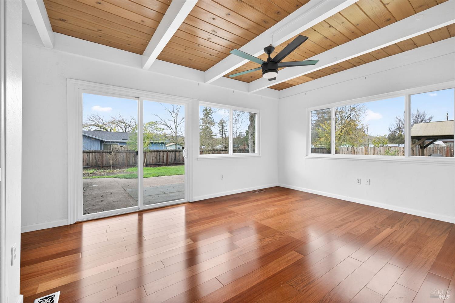 Detail Gallery Image 31 of 58 For 4933 Hansen Dr, Santa Rosa,  CA 95409 - 4 Beds | 2 Baths