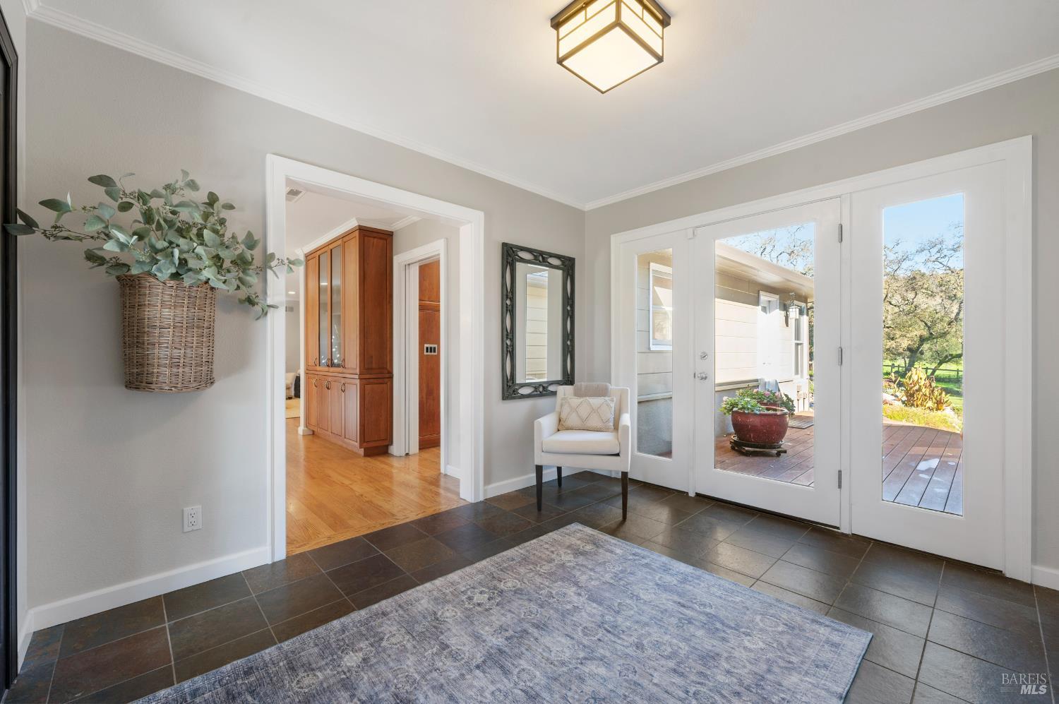 Detail Gallery Image 9 of 86 For 3182 Vichy Ave, Napa,  CA 94558 - 3 Beds | 2/1 Baths