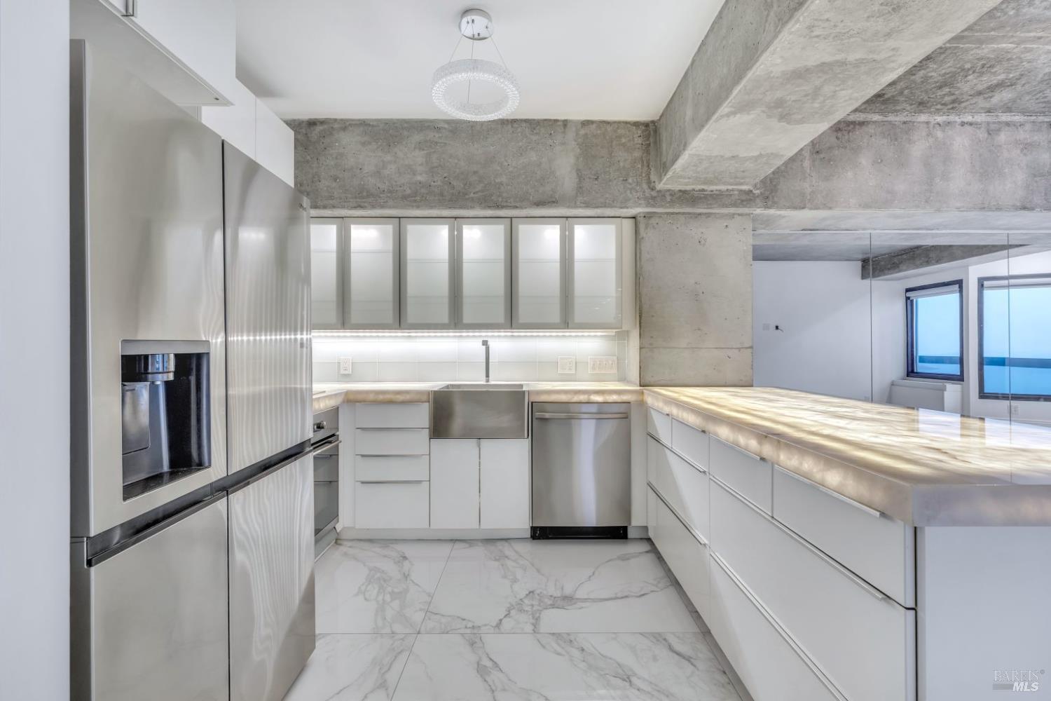 Detail Gallery Image 9 of 31 For 6363 Christie Ave #2513,  Emeryville,  CA 94608 - 1 Beds | 1 Baths