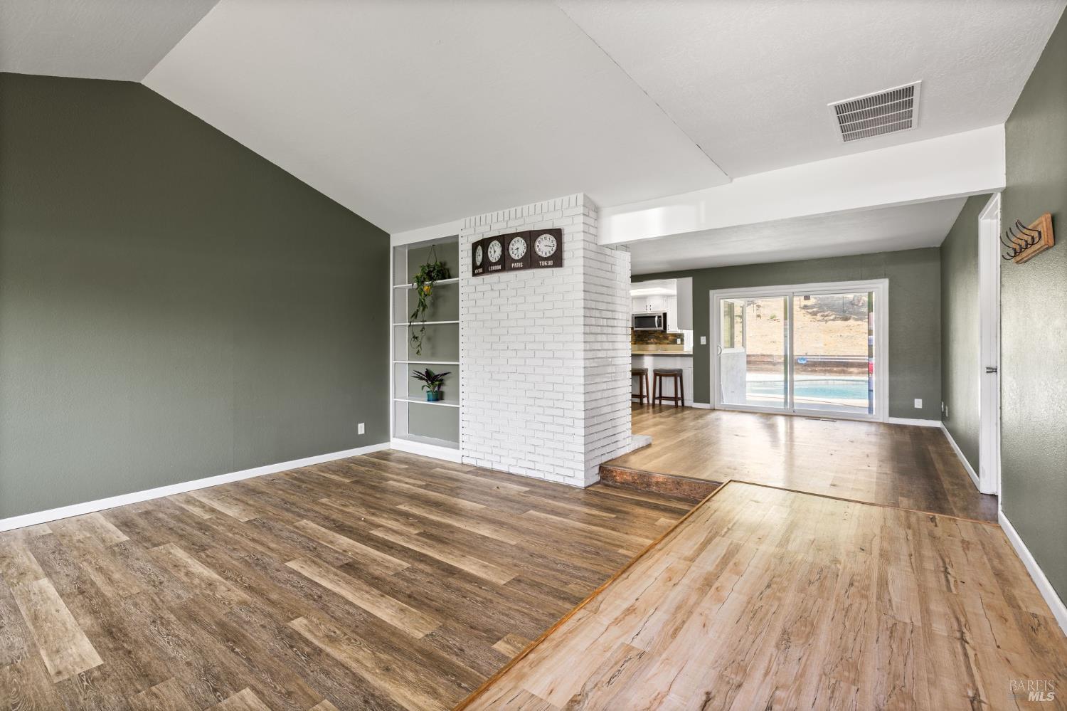 Detail Gallery Image 71 of 73 For 414 Brunswick Dr, Vallejo,  CA 94591 - 3 Beds | 2 Baths