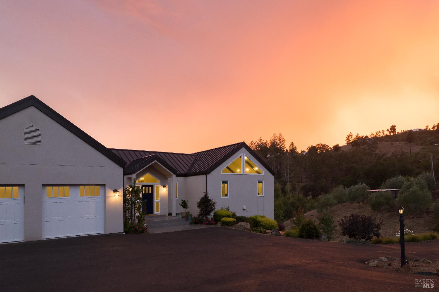 Detail Gallery Image 31 of 31 For 1236 Michele Way, Santa Rosa,  CA 95404 - 3 Beds | 3/1 Baths