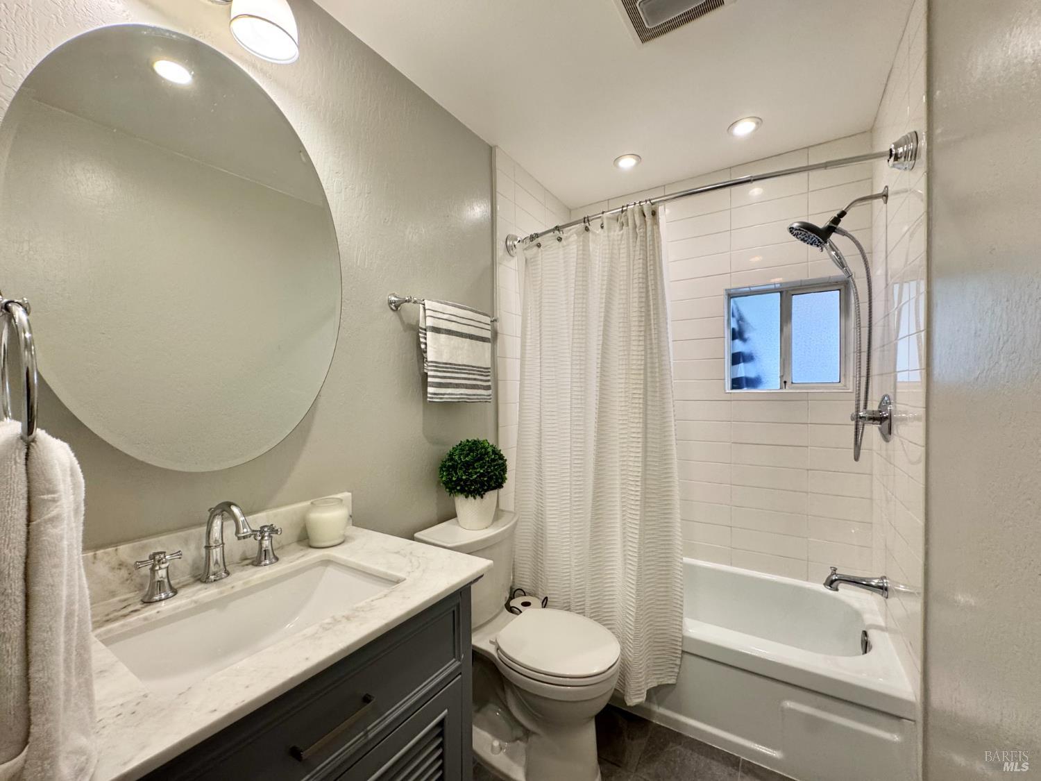 Detail Gallery Image 23 of 34 For 3538 Baxter Ave, Napa,  CA 94558 - 3 Beds | 2 Baths