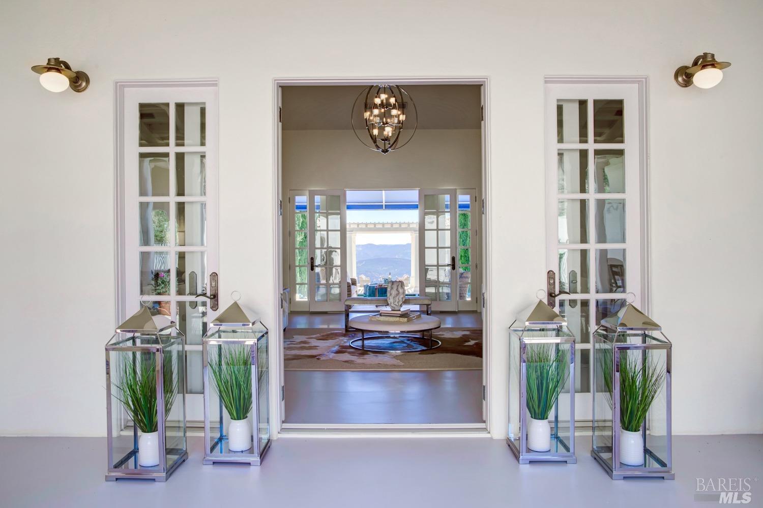 Detail Gallery Image 9 of 68 For 3630 Spring Mountain Rd, Saint Helena,  CA 94574 - 4 Beds | 4/2 Baths