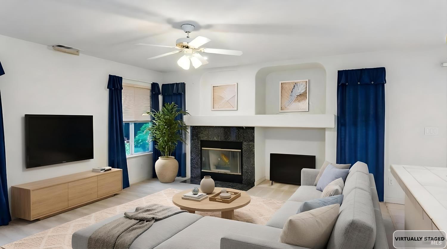 Detail Gallery Image 19 of 43 For 4124 Singletree Way, Fairfield,  CA 94533 - 5 Beds | 3 Baths