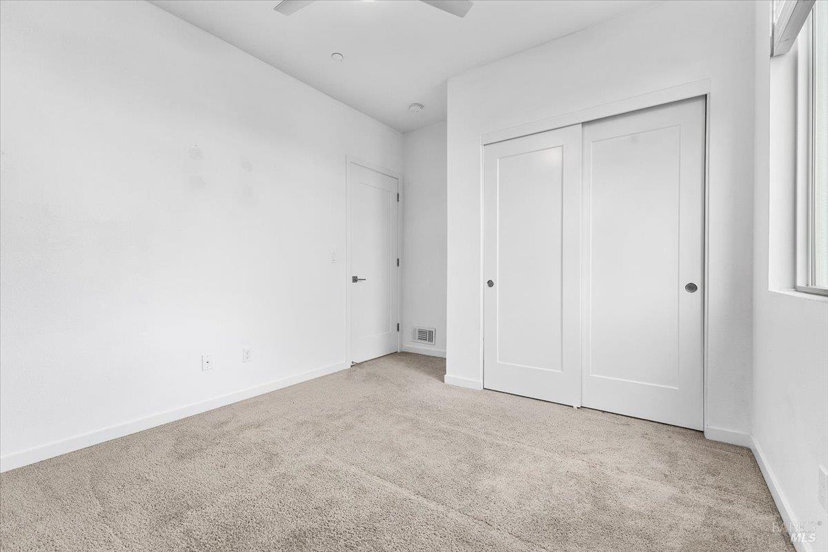 Detail Gallery Image 13 of 30 For 309 Sejong Ln, Santa Rosa,  CA 95403 - 3 Beds | 2/1 Baths