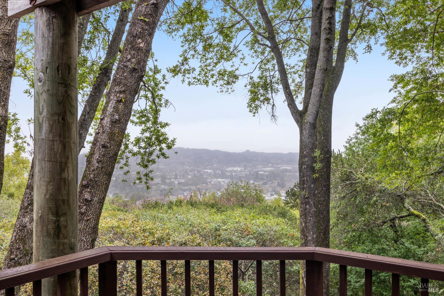 Detail Gallery Image 29 of 34 For 101 Garner Dr, Novato,  CA 94947 - 5 Beds | 4 Baths