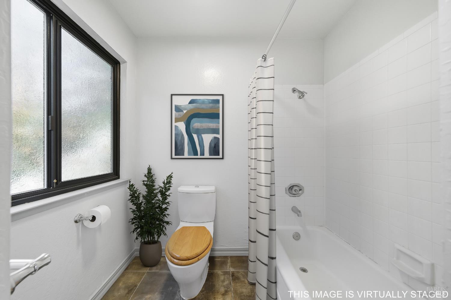 Detail Gallery Image 30 of 40 For 3316 Parker Hill Rd, Santa Rosa,  CA 95404 - 2 Beds | 1/1 Baths