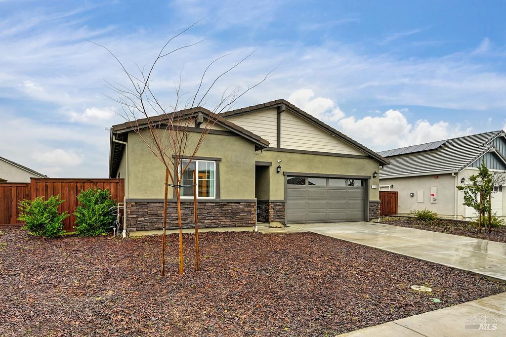 Detail Gallery Image 2 of 40 For 1770 Butterfly Ln, Dixon,  CA 95620 - 3 Beds | 2 Baths