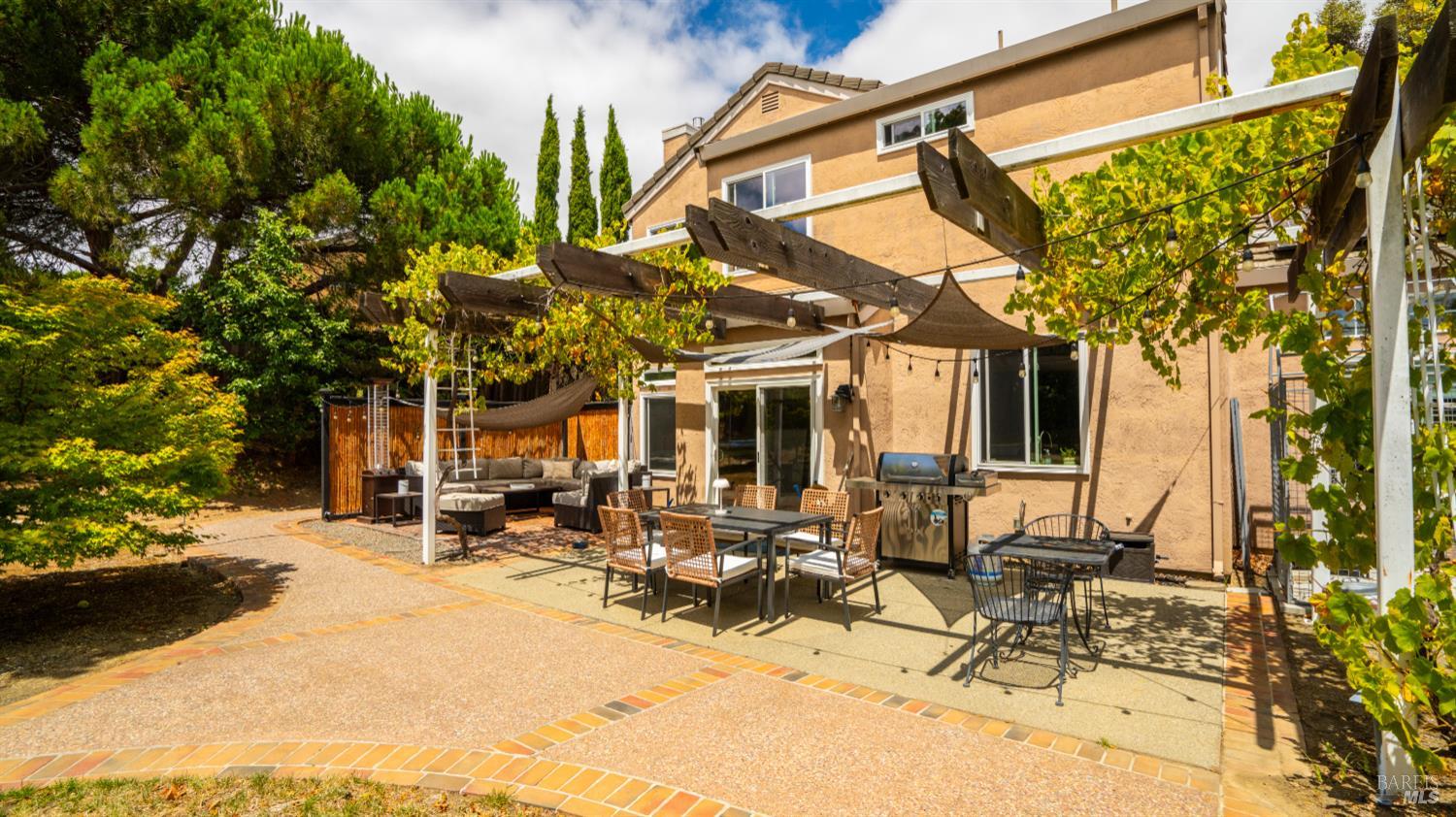 Detail Gallery Image 38 of 49 For 362 Allen Way, Benicia,  CA 94510 - 4 Beds | 3 Baths