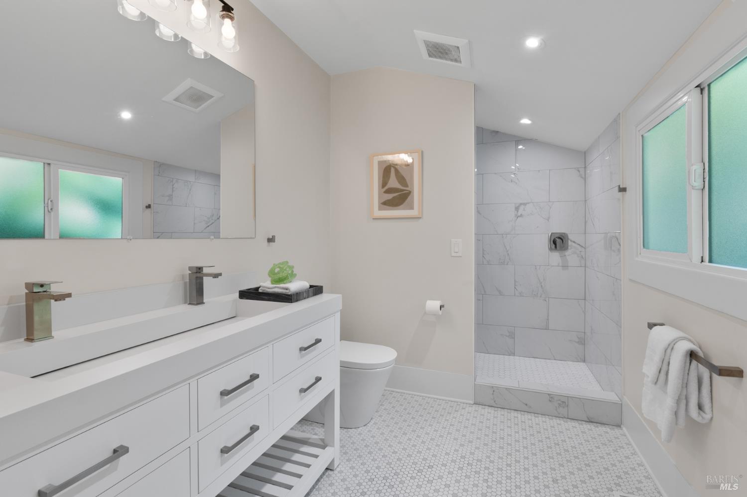 Detail Gallery Image 8 of 13 For 1017 Charter Oak Ave, Saint Helena,  CA 94574 - 2 Beds | 2 Baths