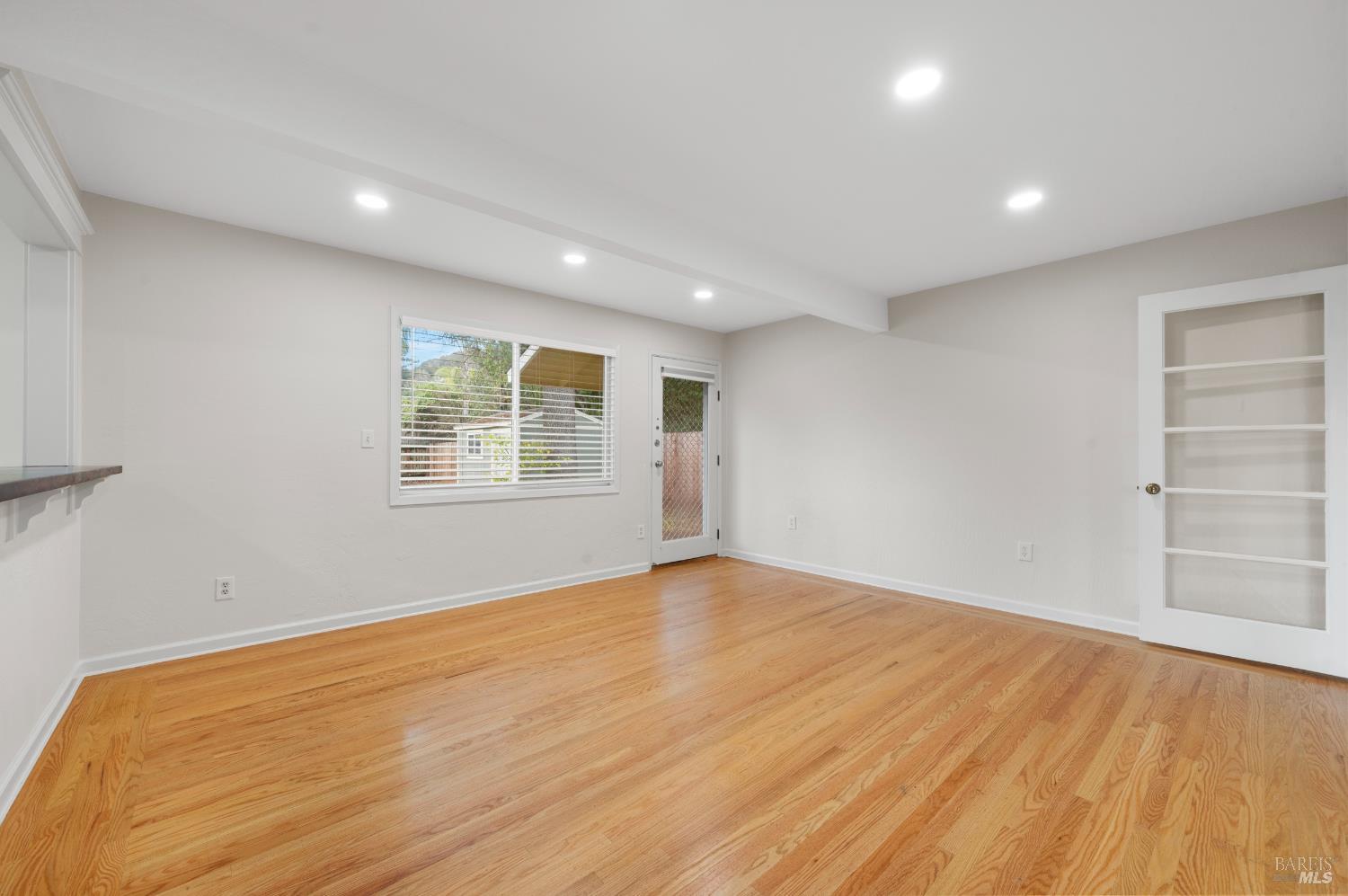 Detail Gallery Image 6 of 50 For 1 Griggs Ln, Napa,  CA 94558 - 2 Beds | 1/1 Baths