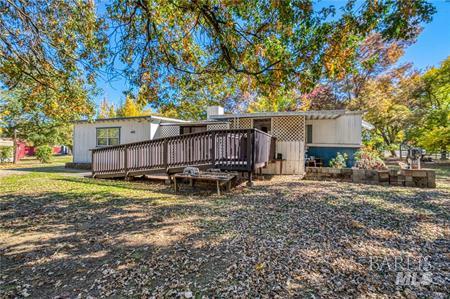 Detail Gallery Image 5 of 41 For 11694 Old Spruce Grove Rd, Lower Lake,  CA 95457 - 1 Beds | 1 Baths