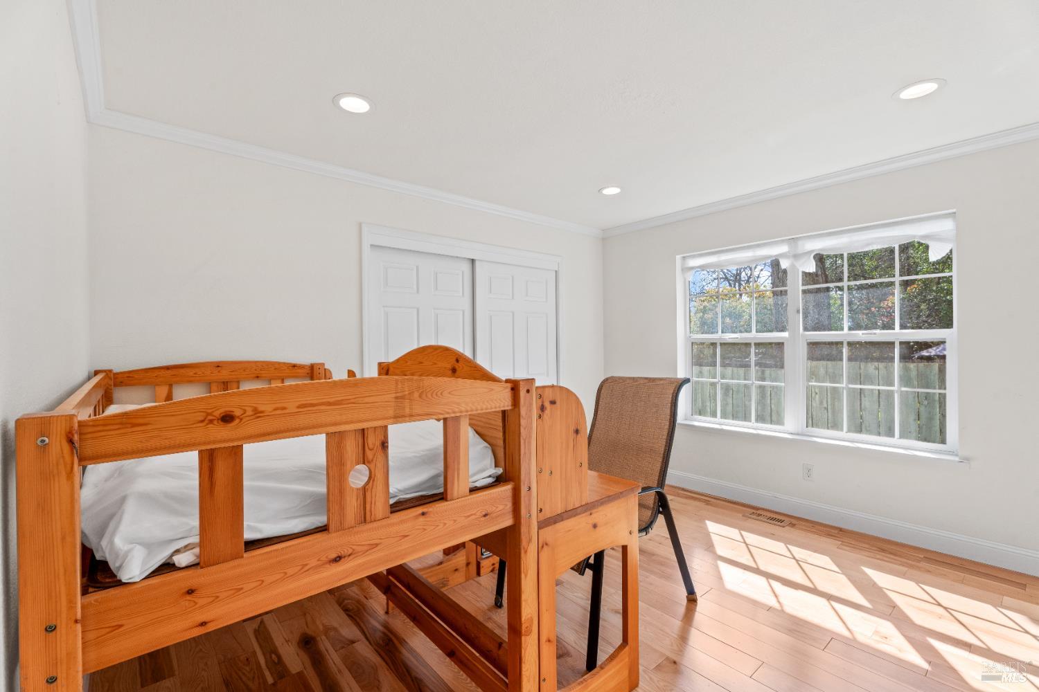 Detail Gallery Image 15 of 31 For 1701 Hickory Ct, Ukiah,  CA 95482 - 3 Beds | 3 Baths